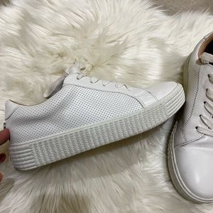 Steve Madden white casual sneakers